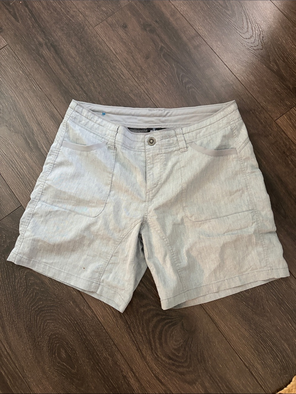 Kuhl Women's Light Gray Utility Shorts 10